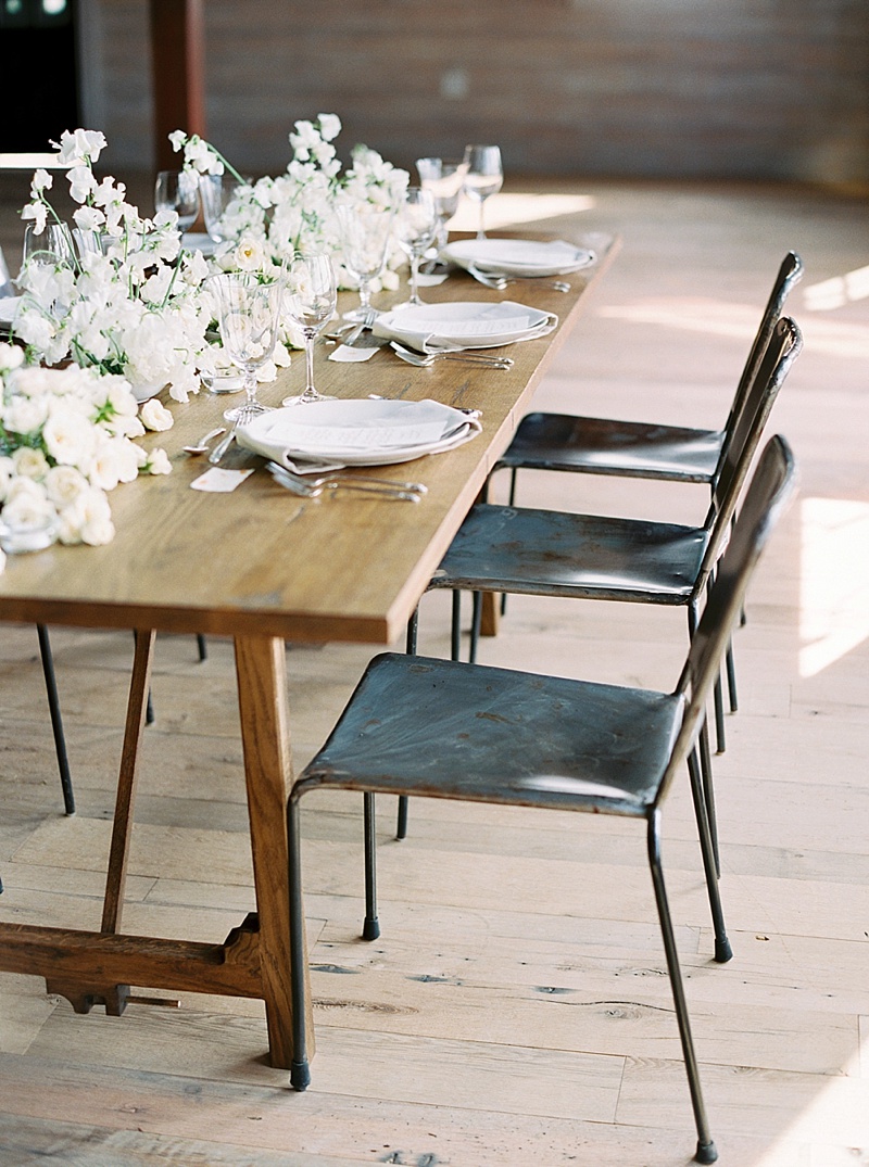 side angle of wedding table scape 